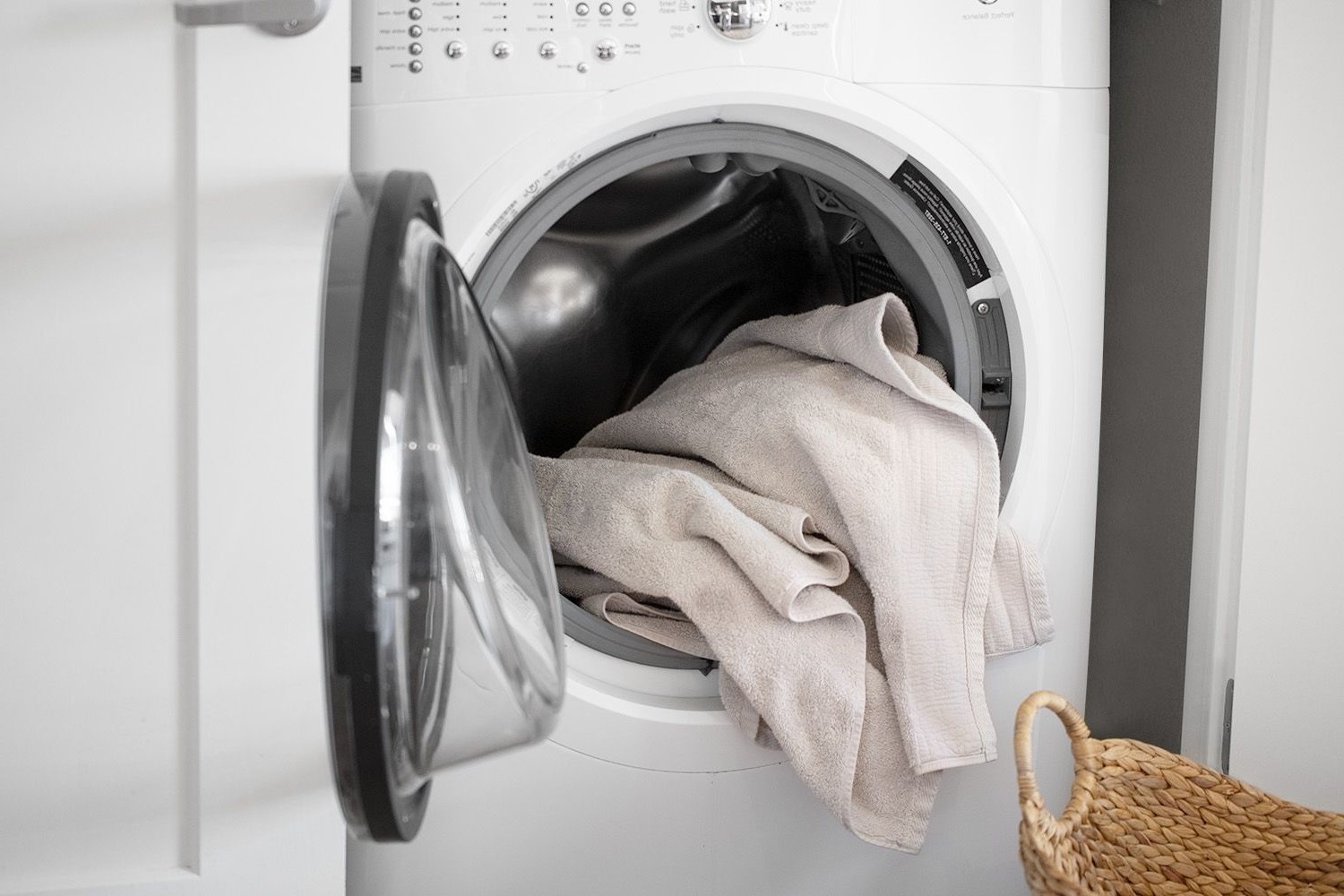 How To Operate A Washing Machine