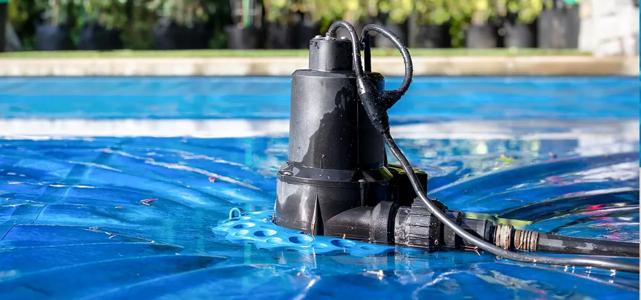 How To Remove Water From A Swimming Pool Cover