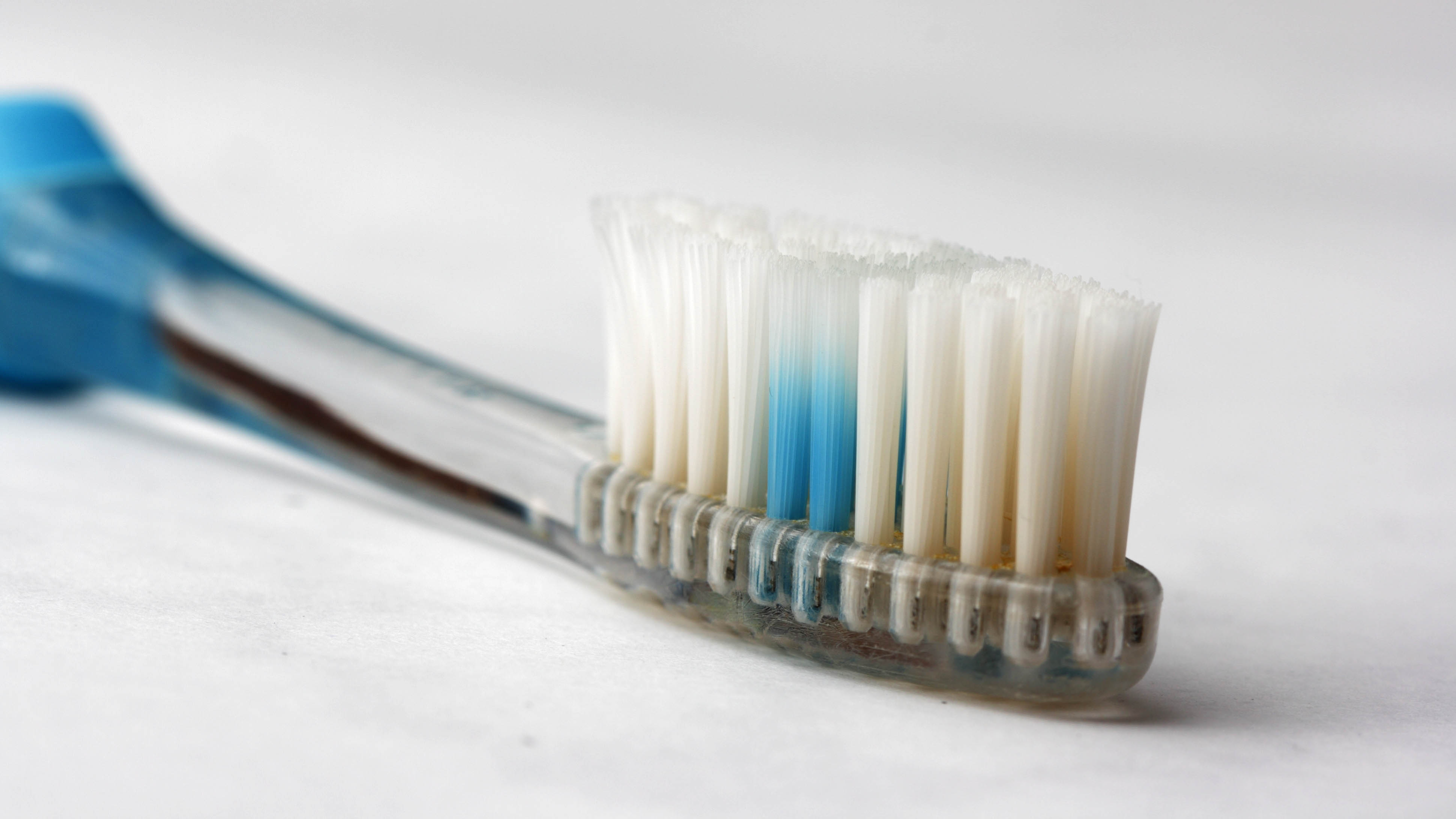 How To Sanitize Toothbrush Head