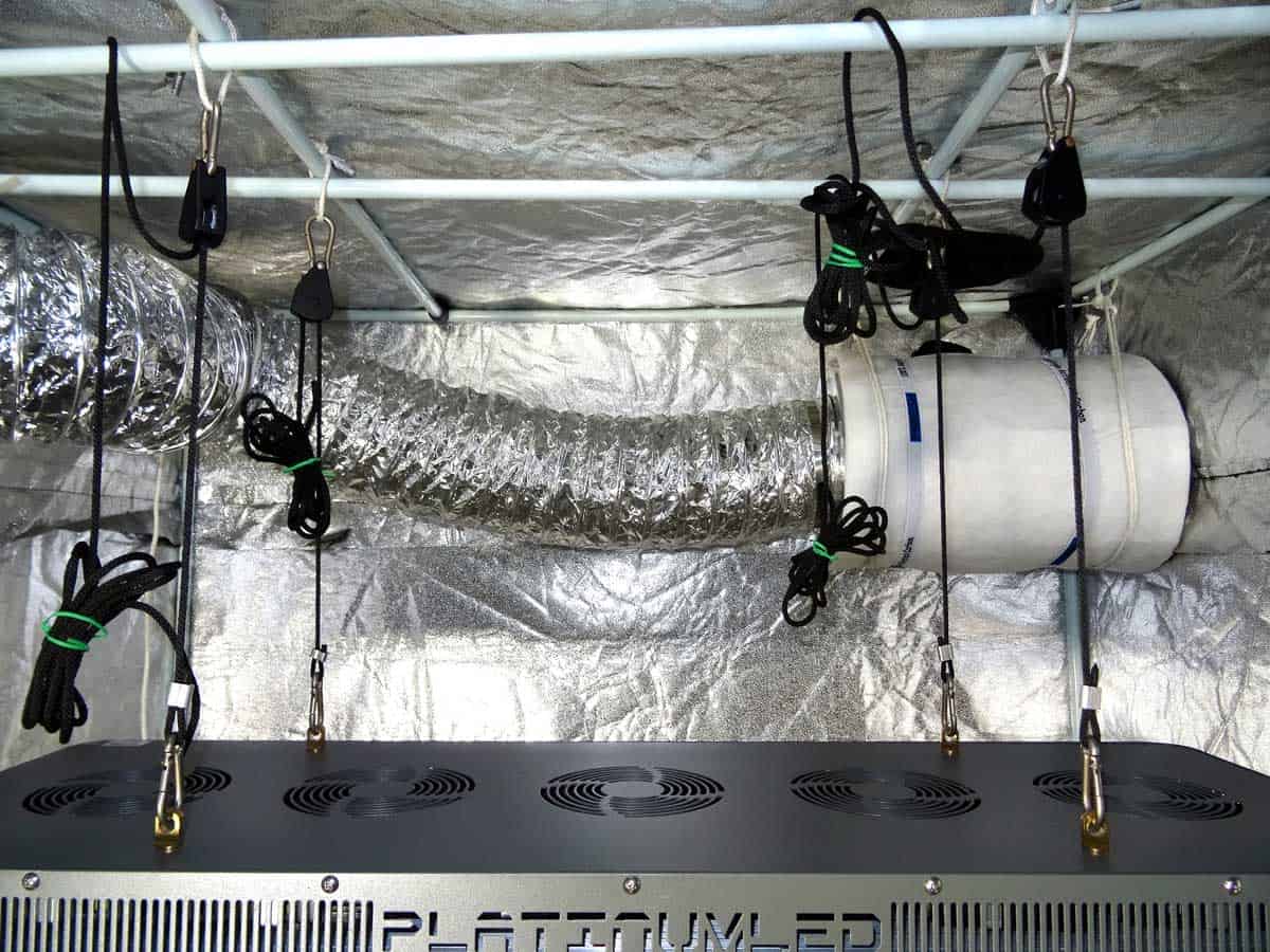 How To Set Up An Exhaust Fan In A Grow Tent