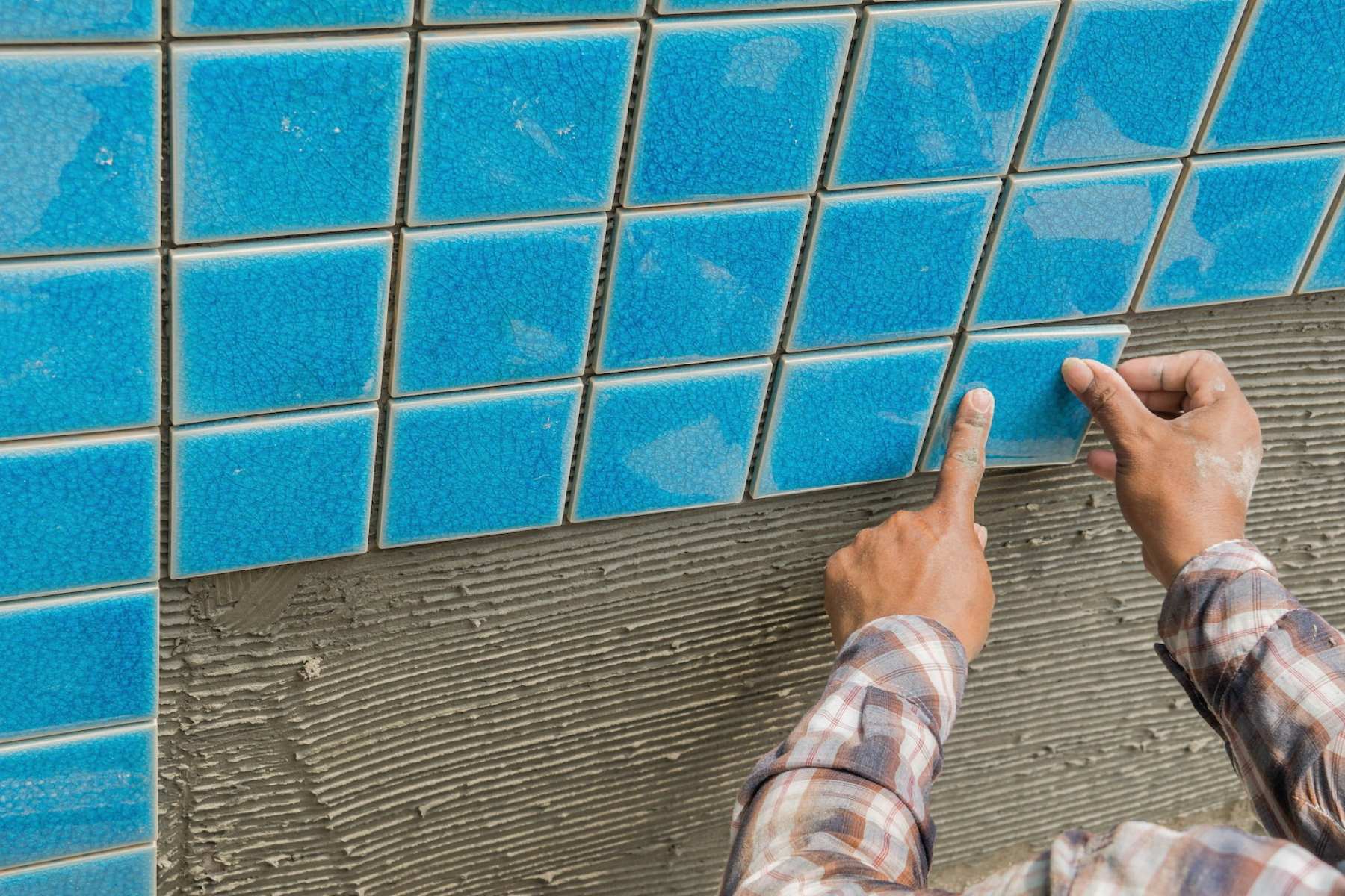 How To Tile A Swimming Pool