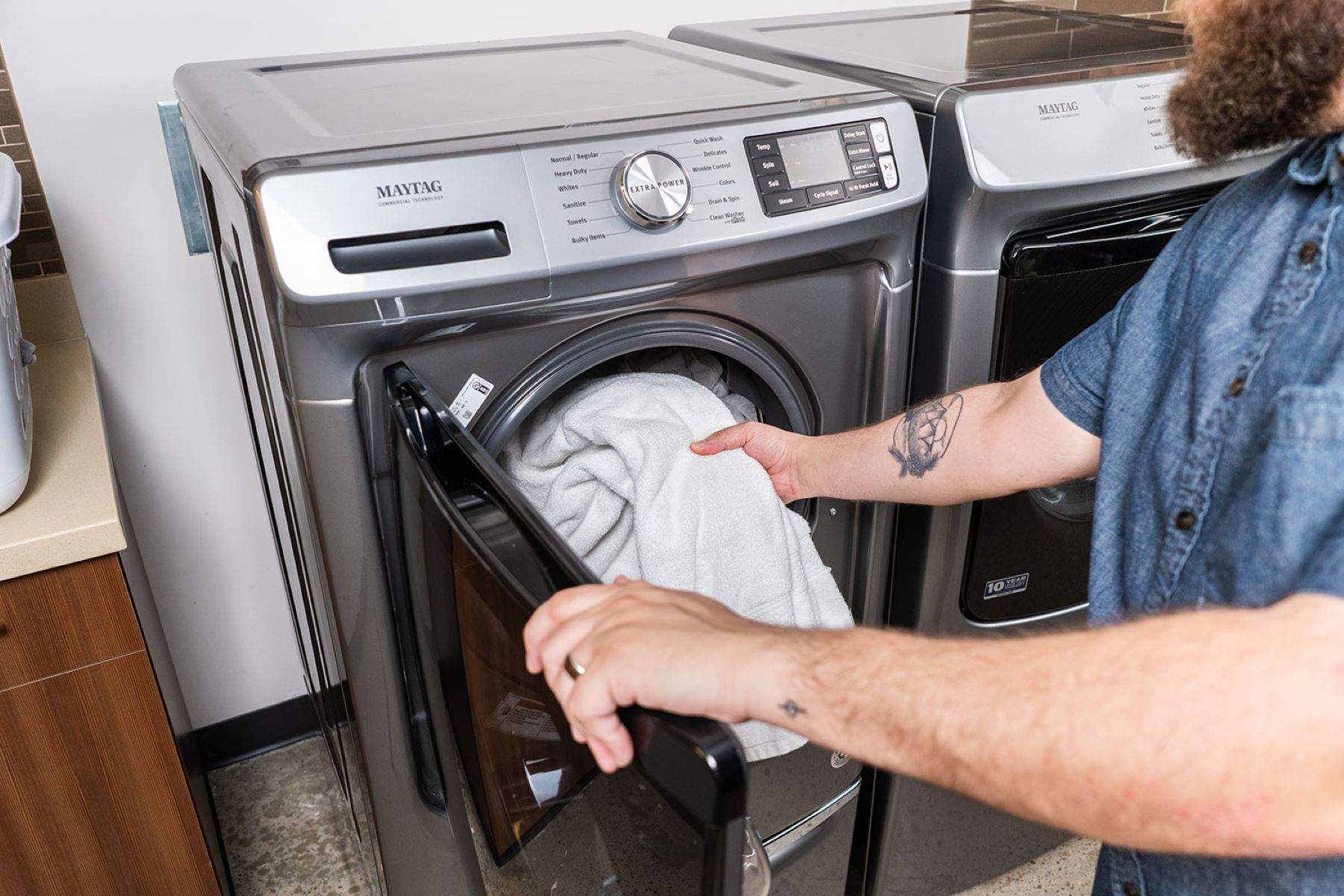 How To Use A Maytag Washing Machine