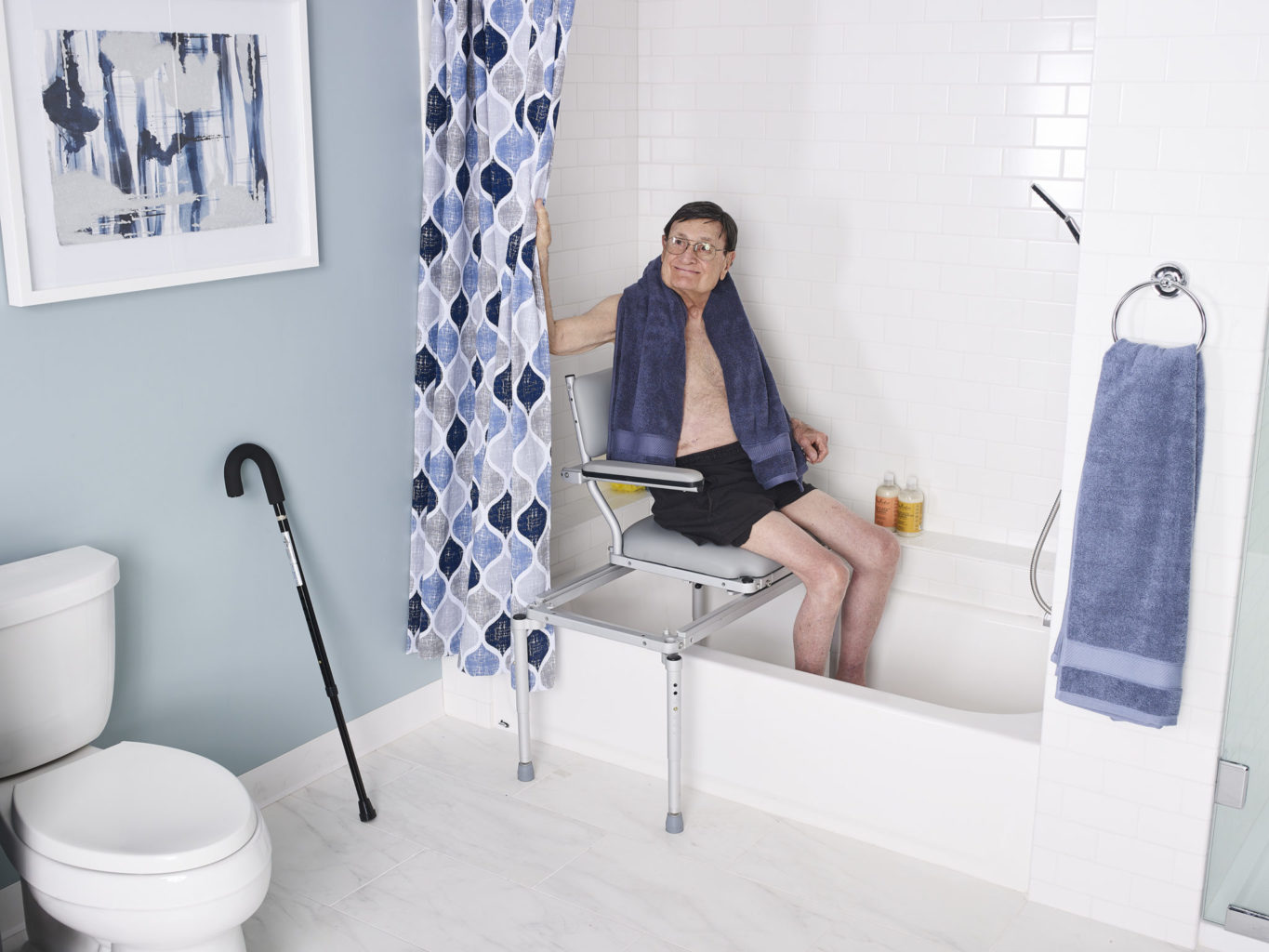 How To Use A Tub Transfer Bench With A Shower Curtain
