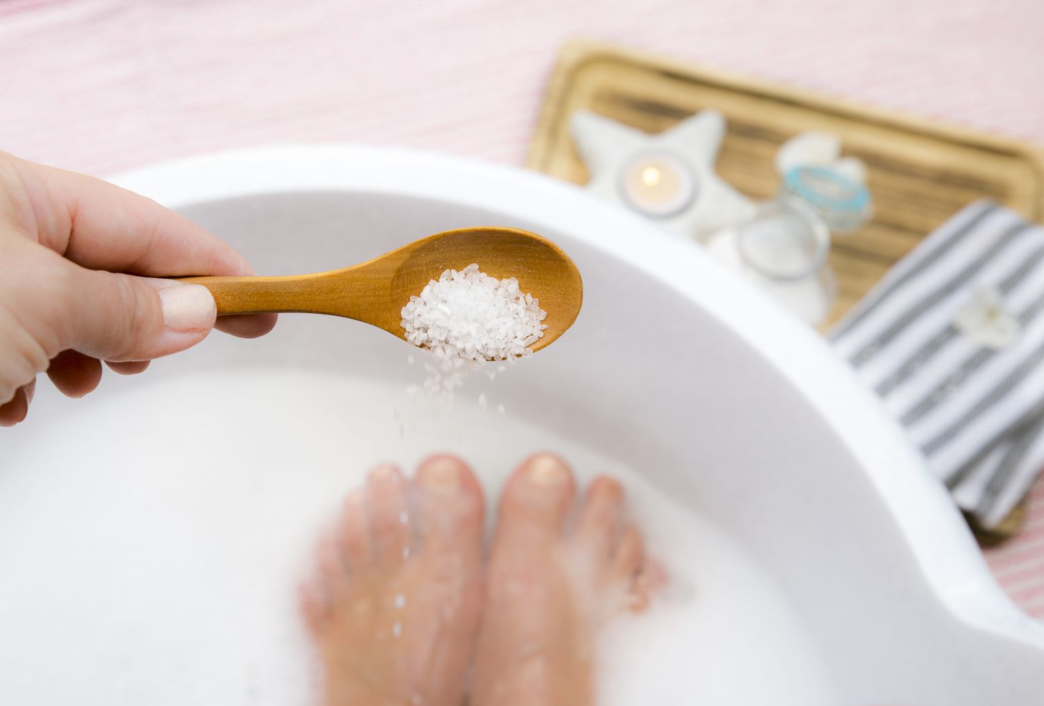 How To Use Epsom Salt Without A Bathtub