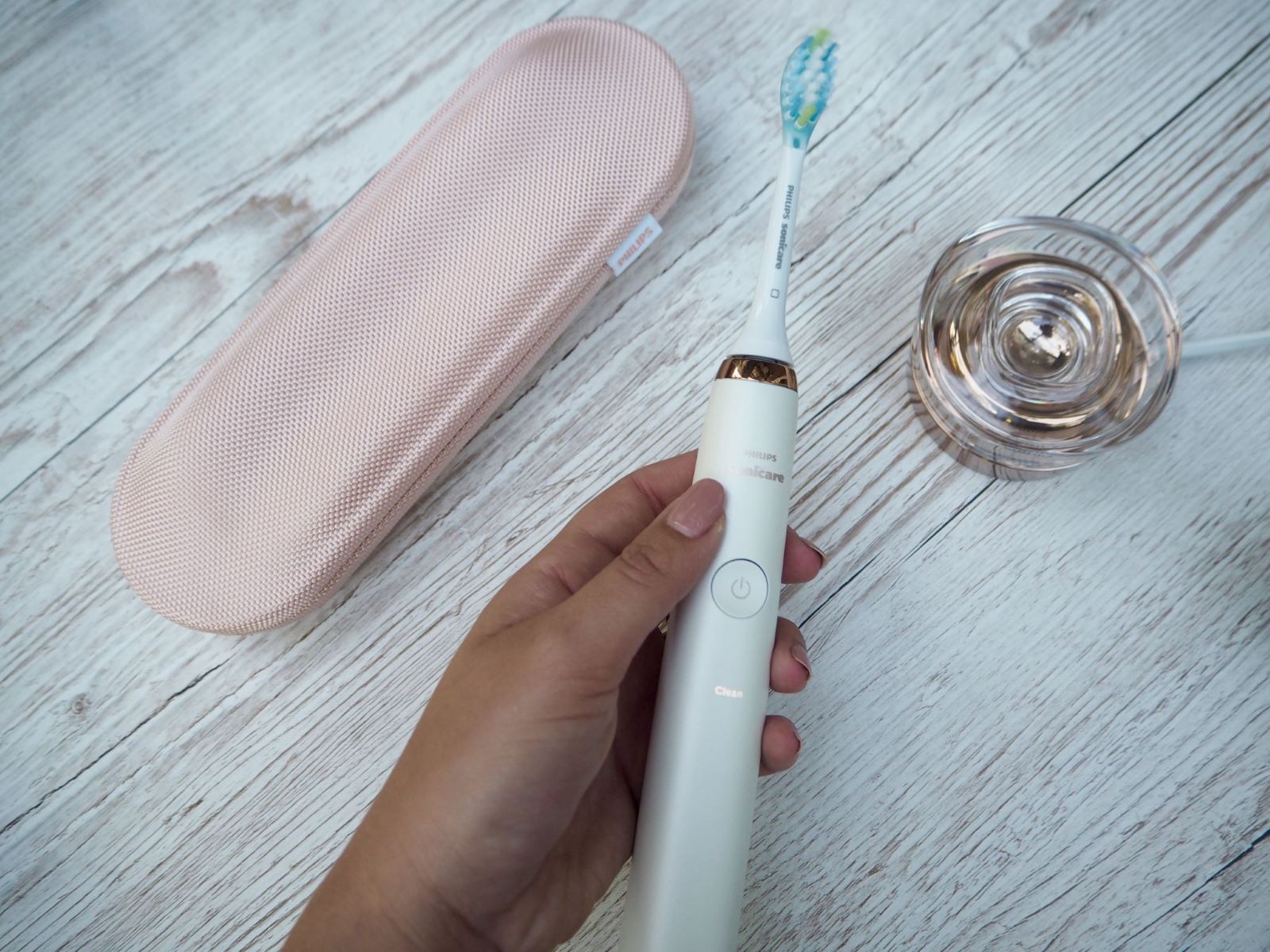How To Use Sonicare Diamondclean Toothbrush