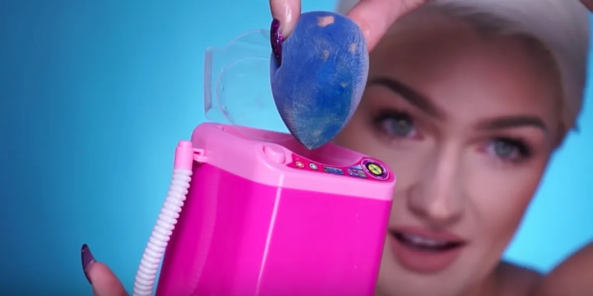 How To Wash A Beauty Blender In A Washing Machine
