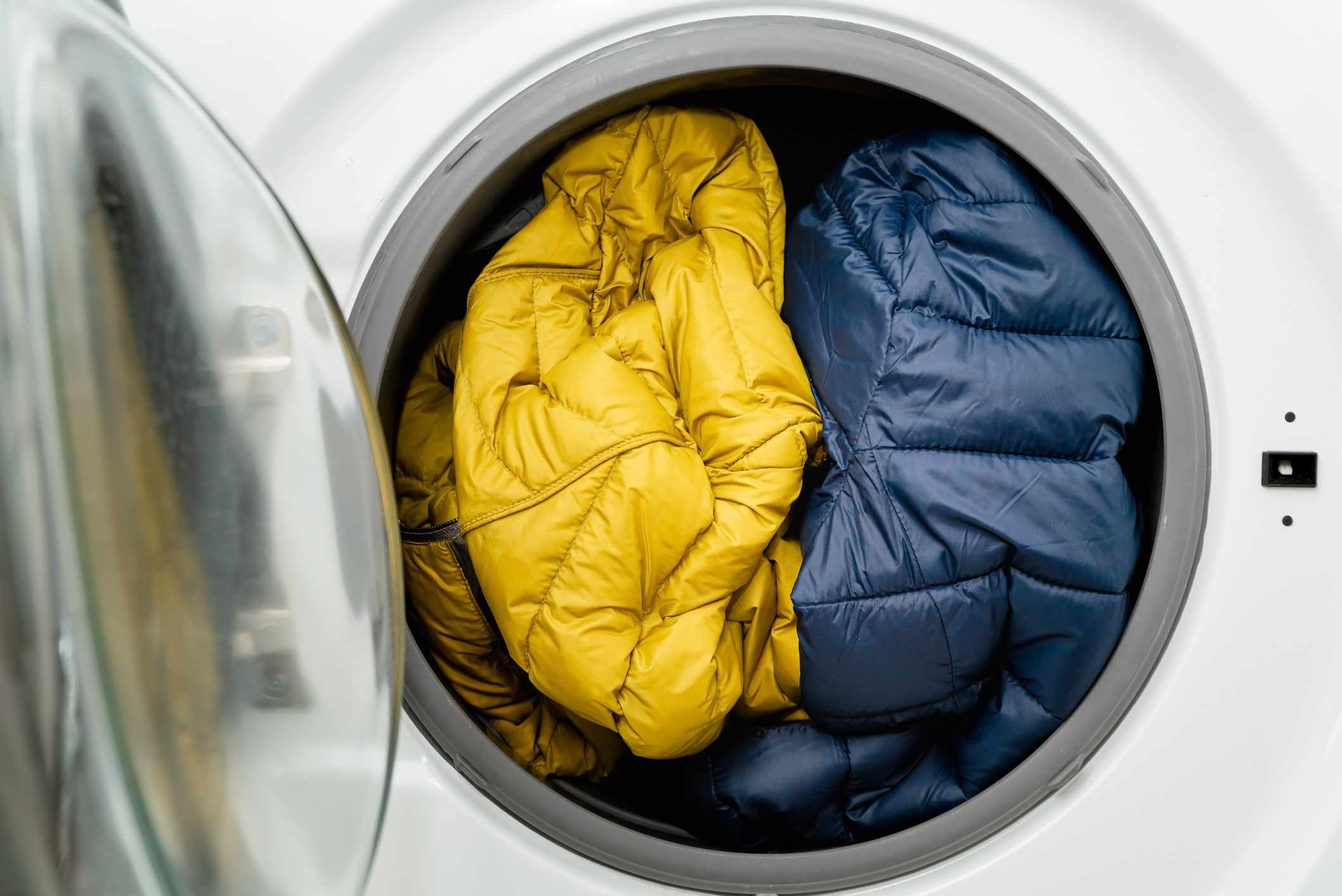 How To Wash A Coat In The Washing Machine