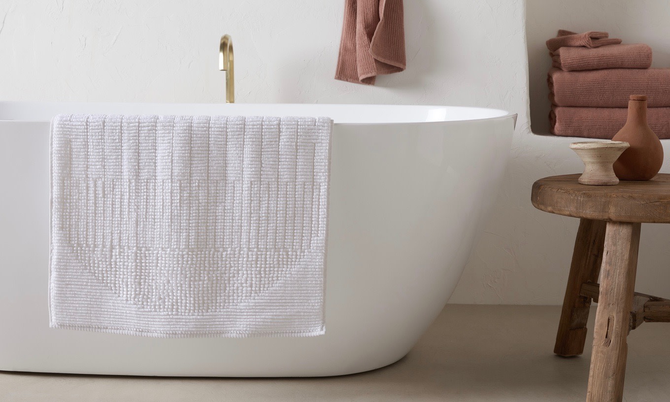 How To Wash A Rug In The Bathtub