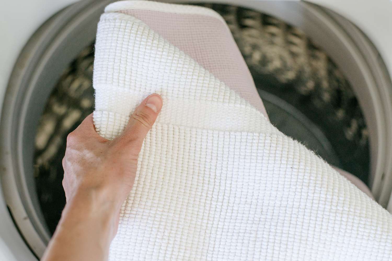 How To Wash A Rug In The Washing Machine