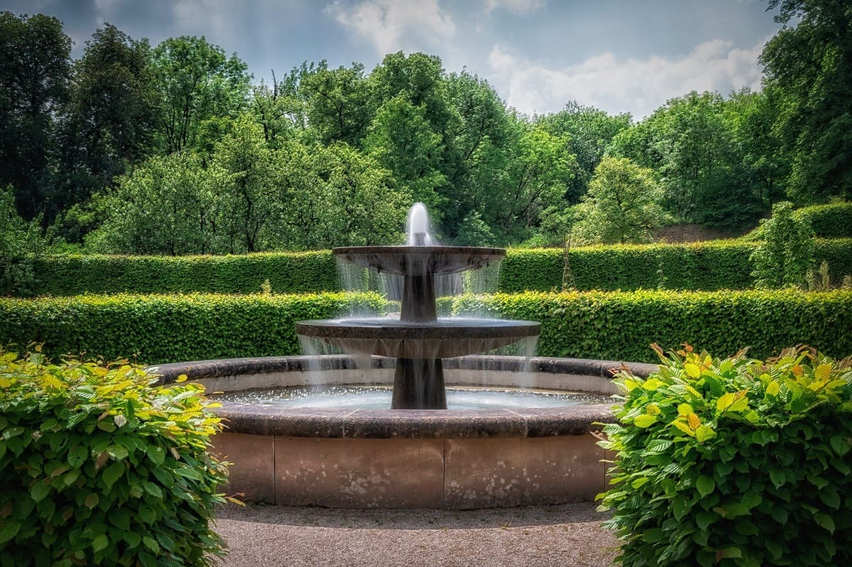 What Are The Best Outdoor Water Fountains?