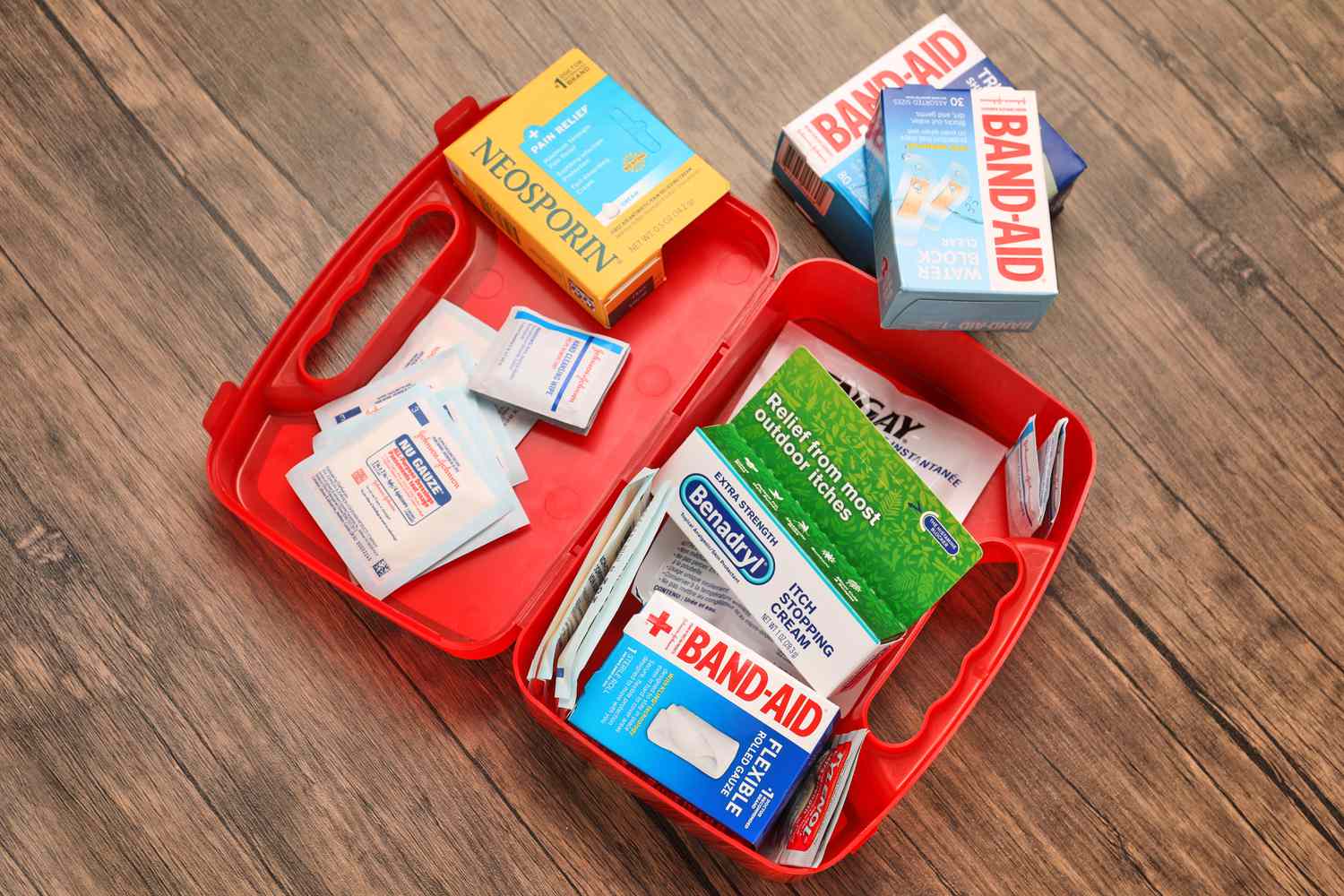 What Is Inside A First Aid Kit