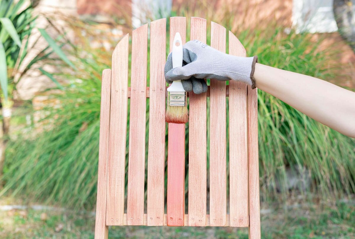 What Is The Best Stain For Outdoor Wood Furniture