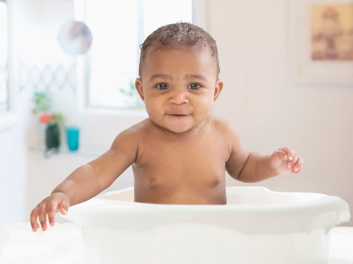 When Can Babies Sit In Bathtub