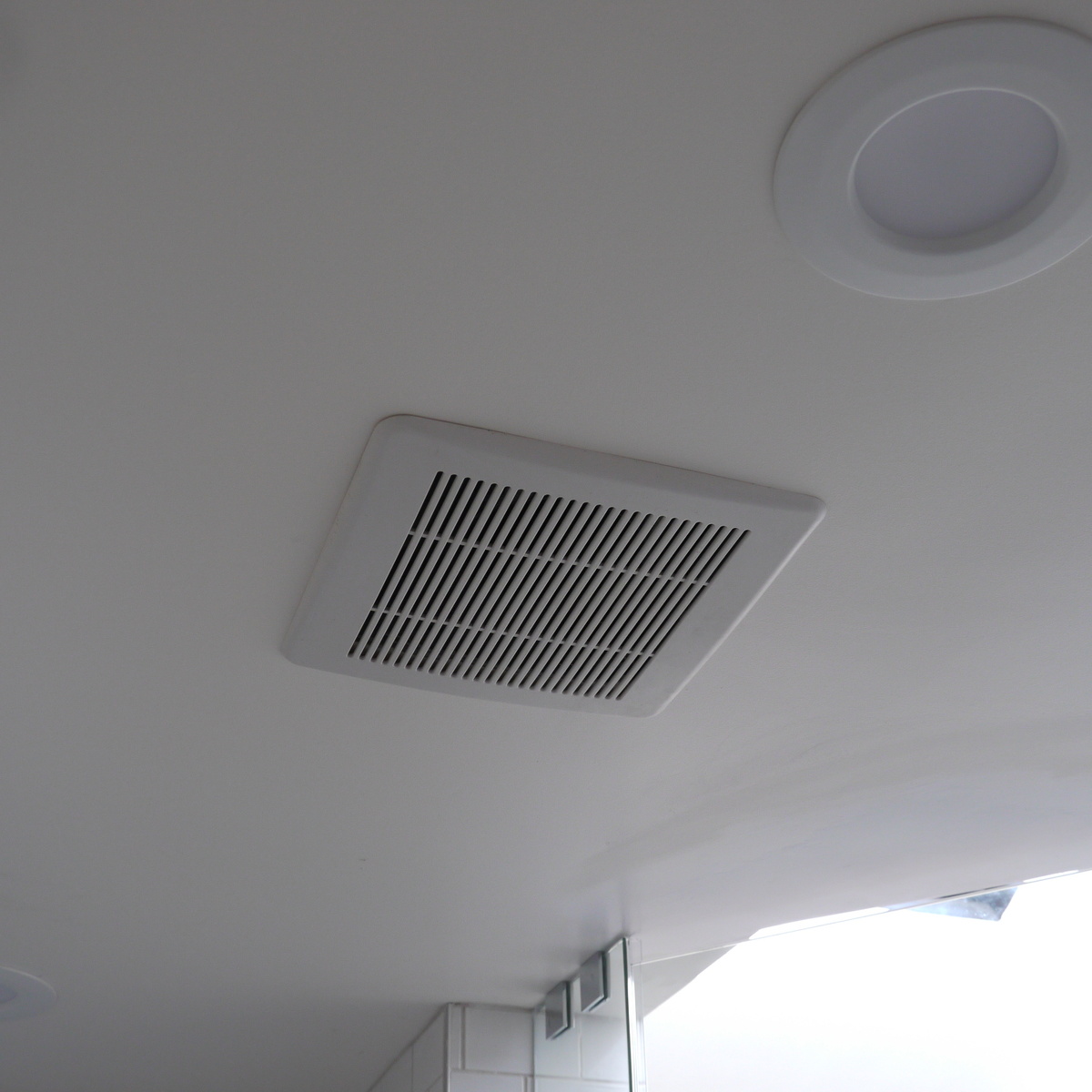 Where Should An Exhaust Fan Be Located In The Bathroom