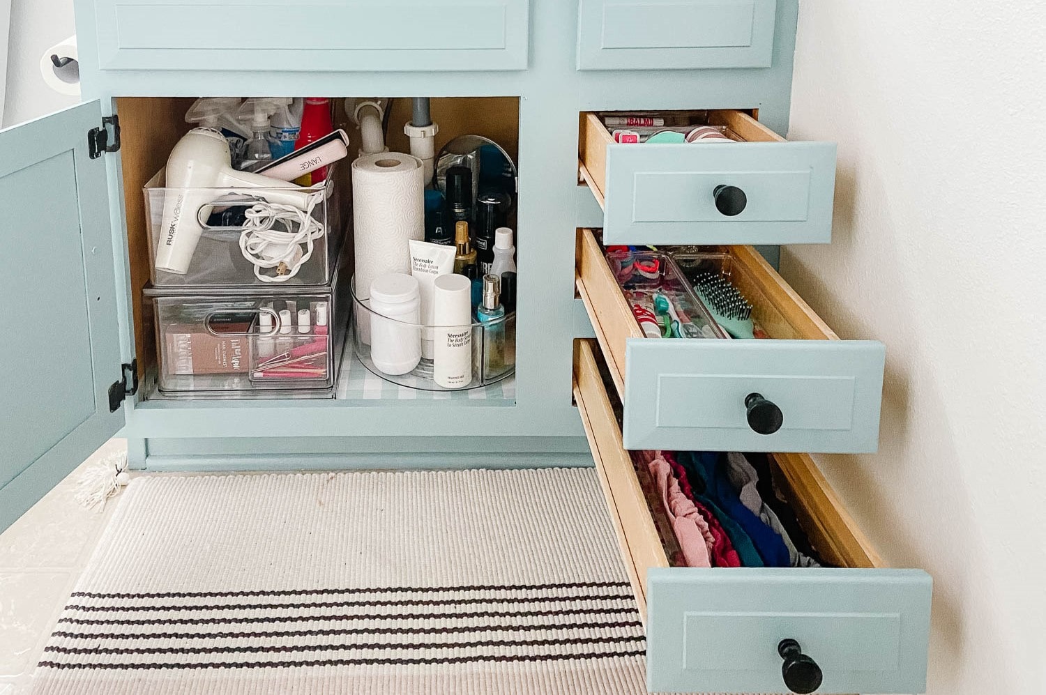 How To Organize A Bathroom Cabinet