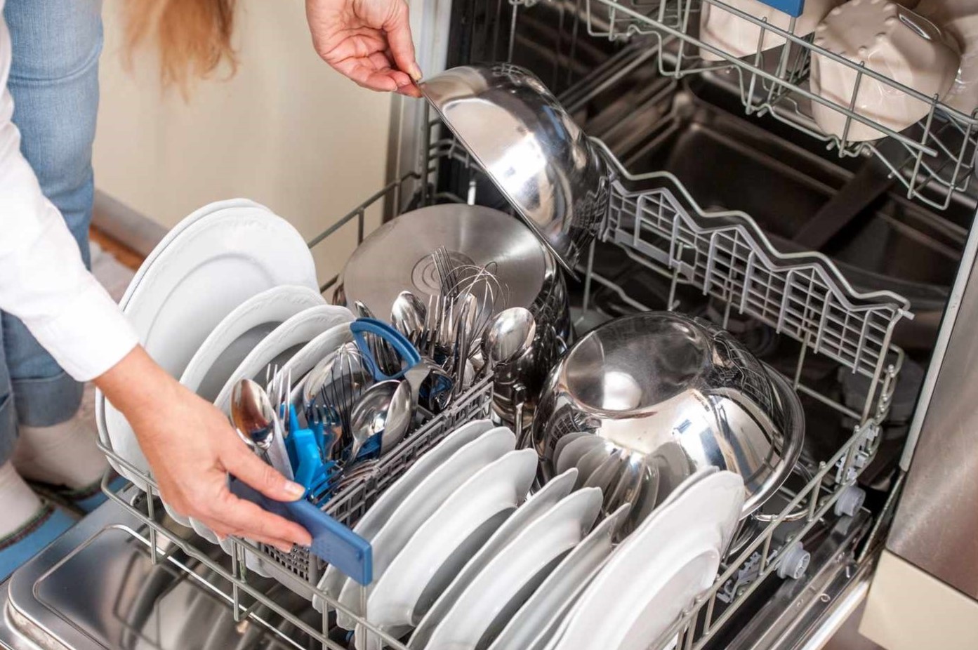 How To Organize A Dishwasher