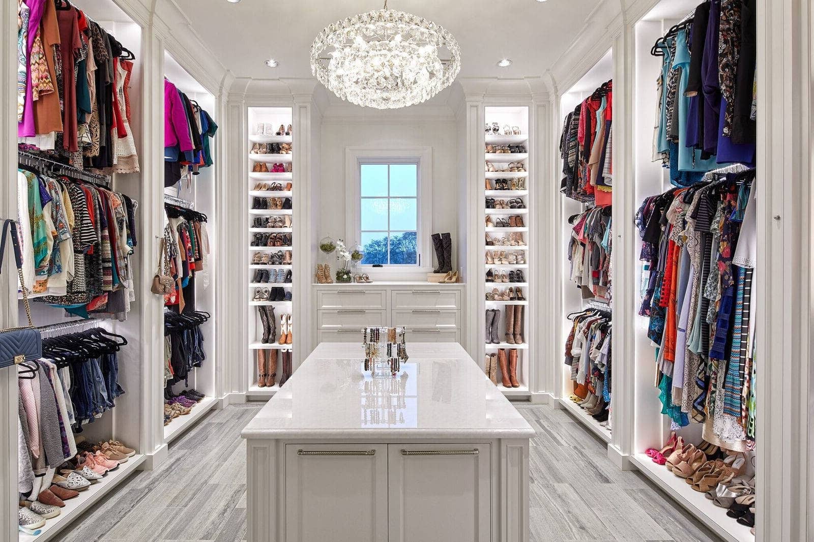 How To Organize A Walk-In Closet