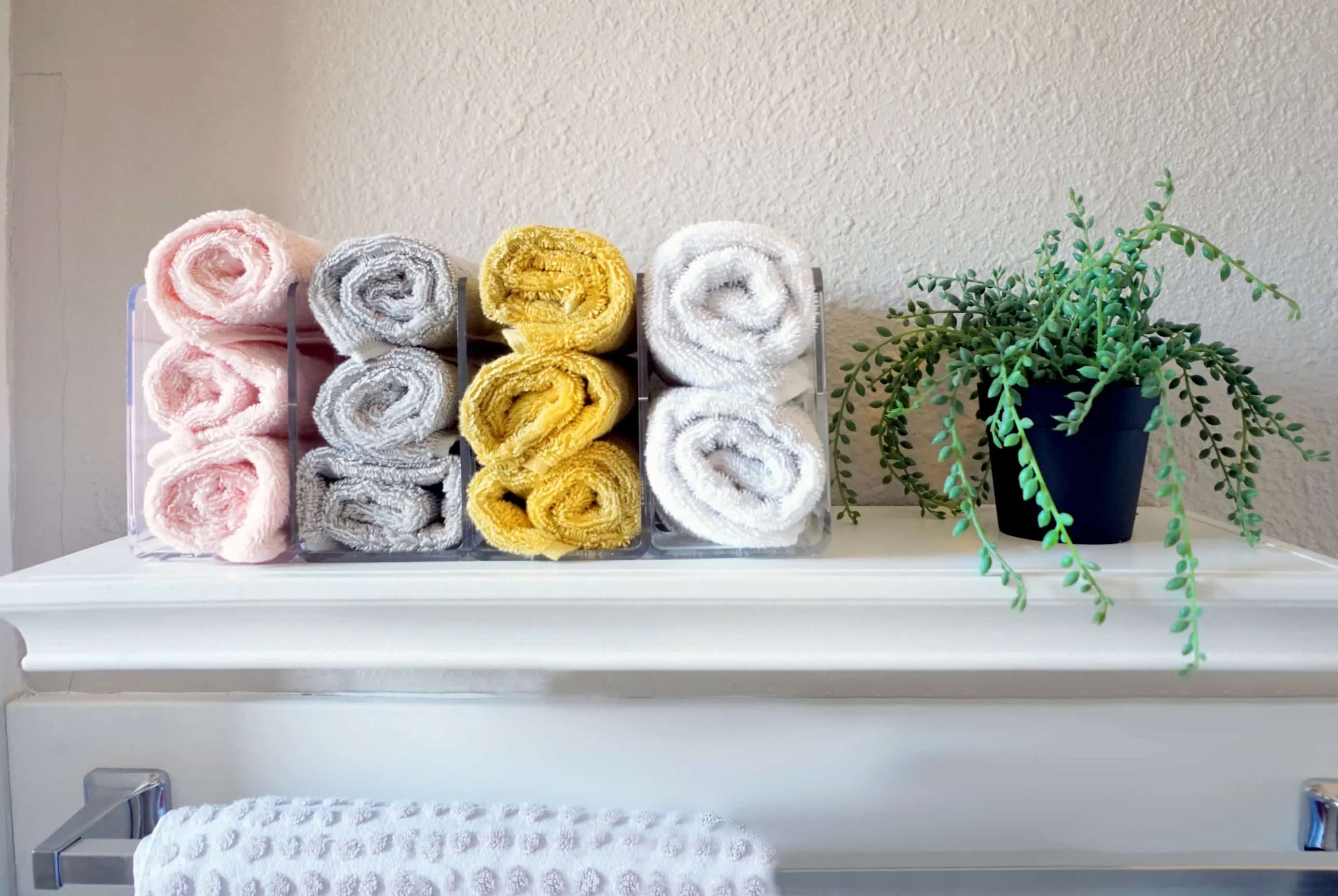 How To Organize Towels In Bathroom