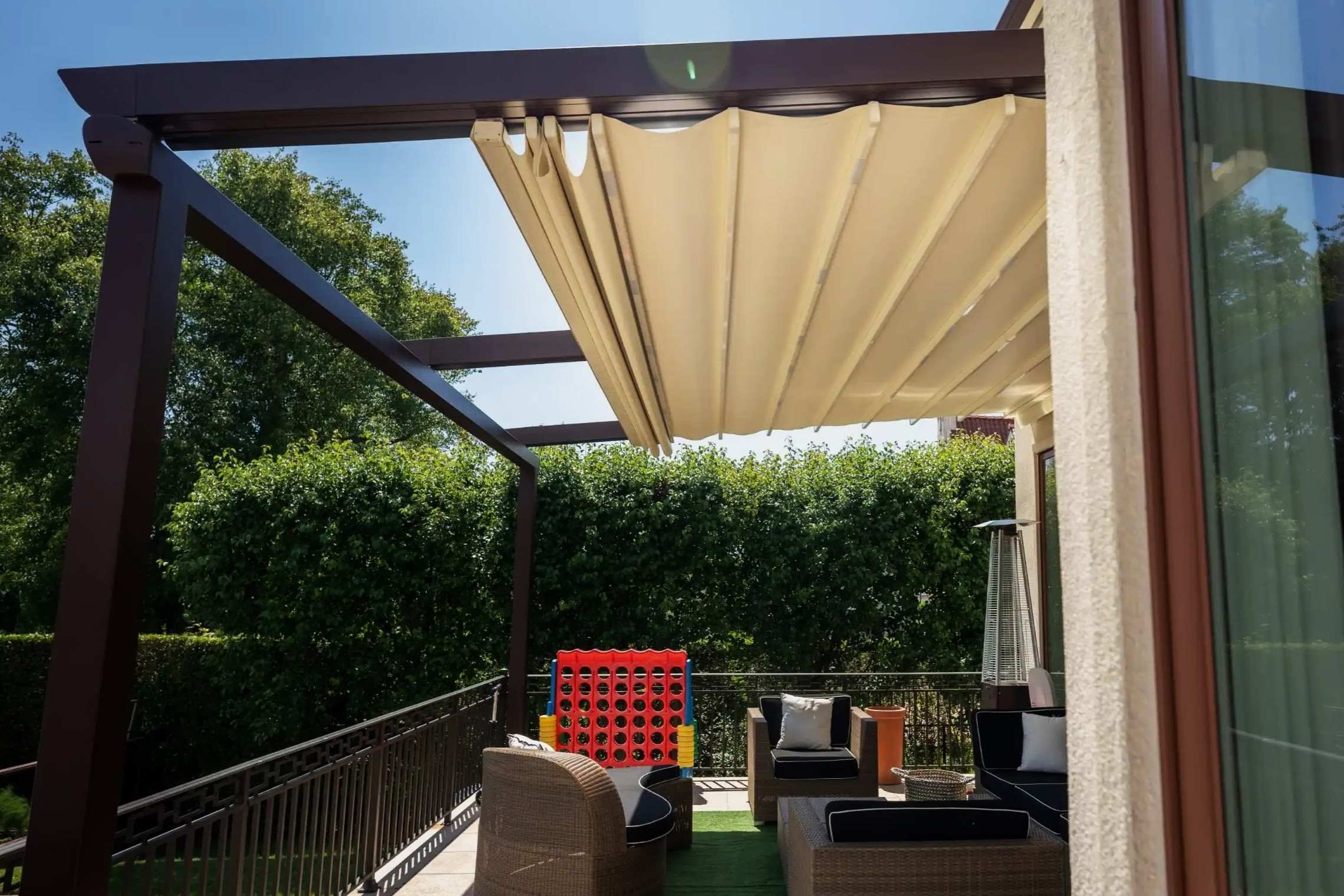 Backyard Pergola With Retractable Canopy Adaptable Shade