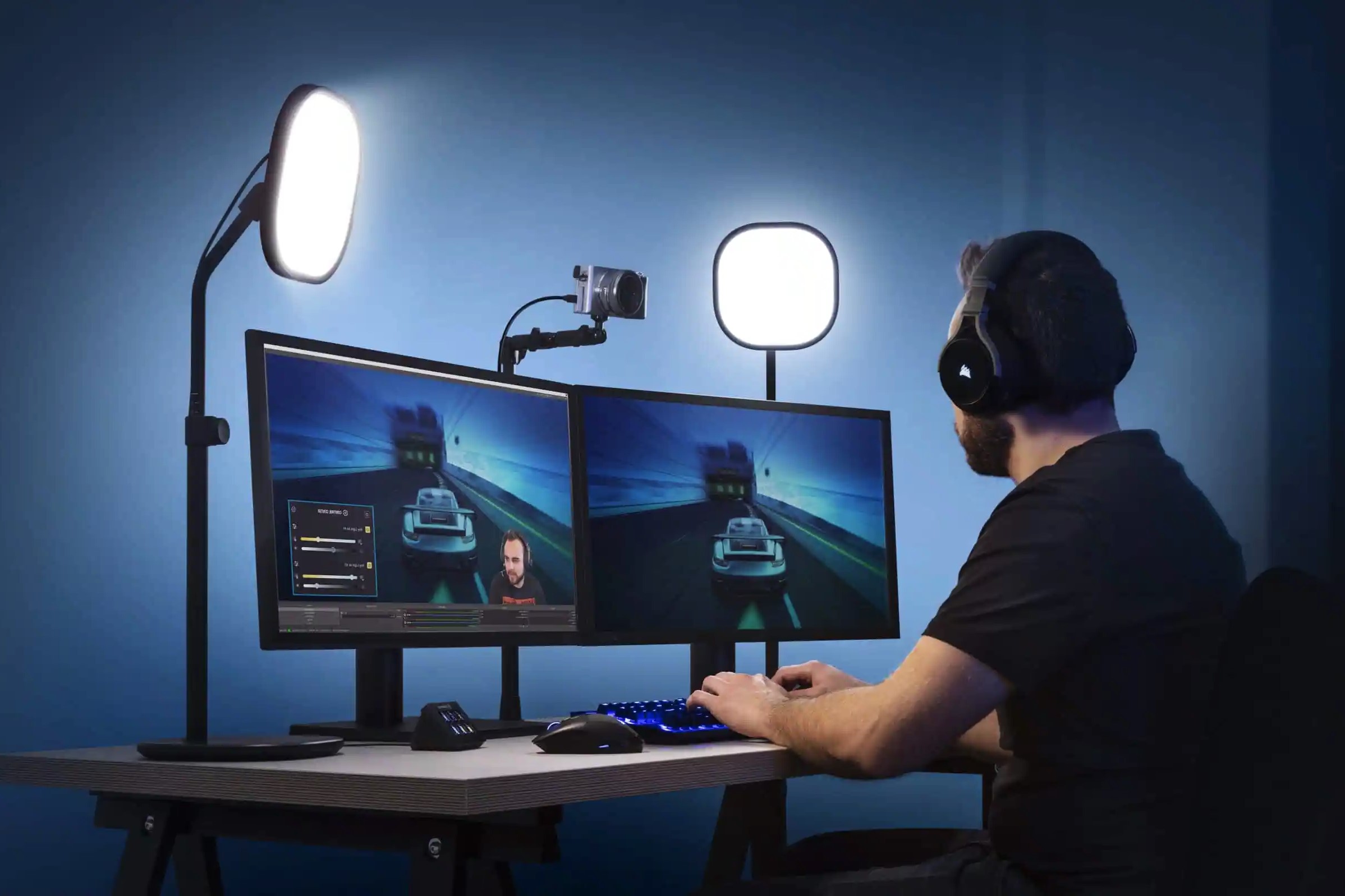 Creating a Functional Home Office with a Virtual Reality Conferencing Setup