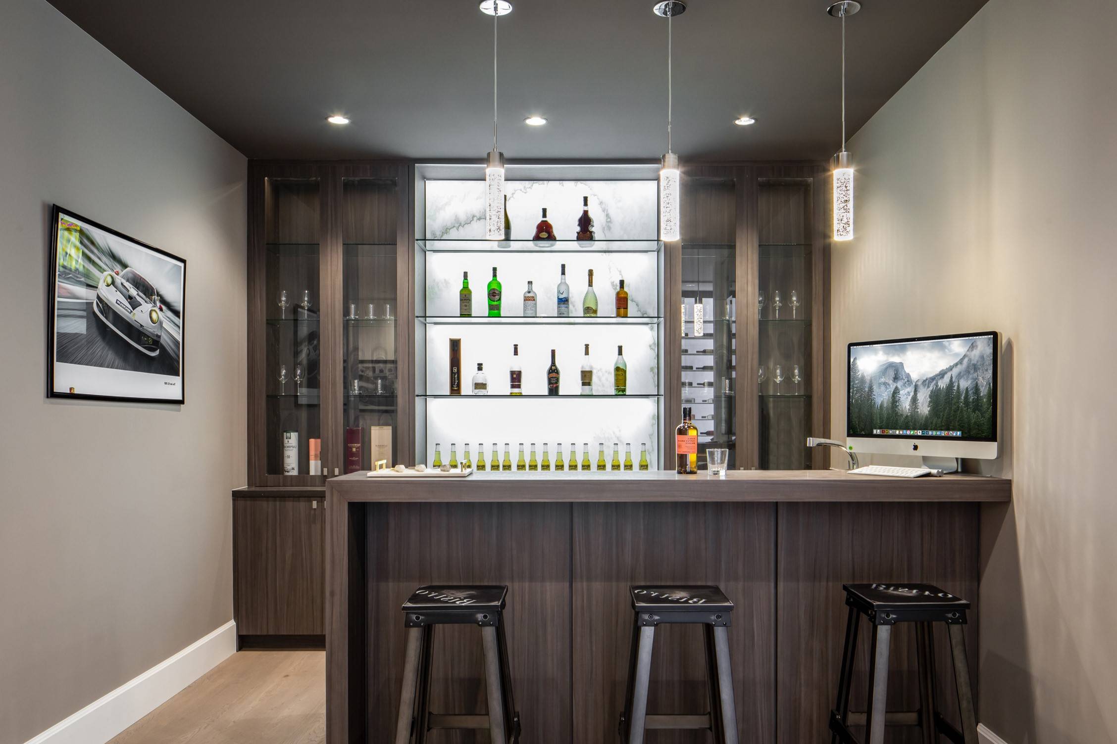 Creating A Stylish And Practical Home Bar In A Small Space