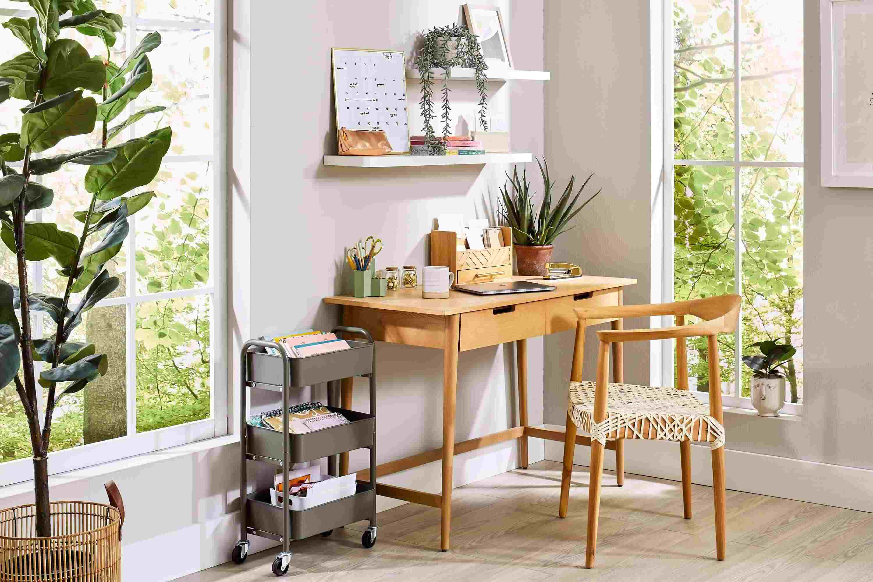 Creating A Stylish And Practical Home Office Nook