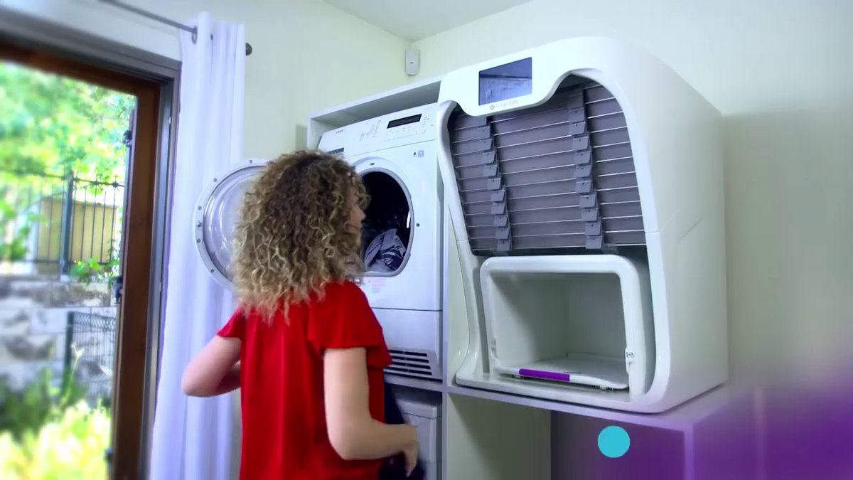 Creating a Stylish and Practical Laundry Room with an AI-Powered Folding Machine