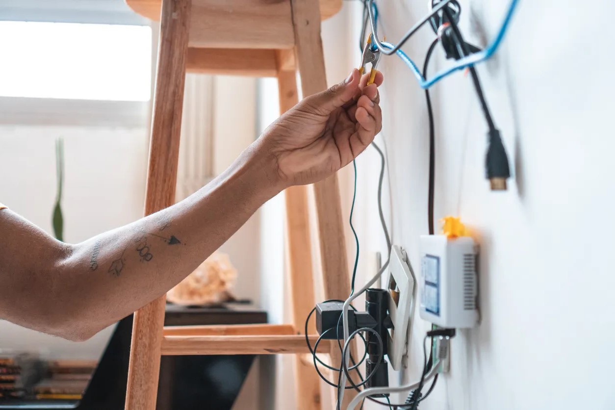 Home Office Cord Concealment Ideas to Hide Unsightly Cables