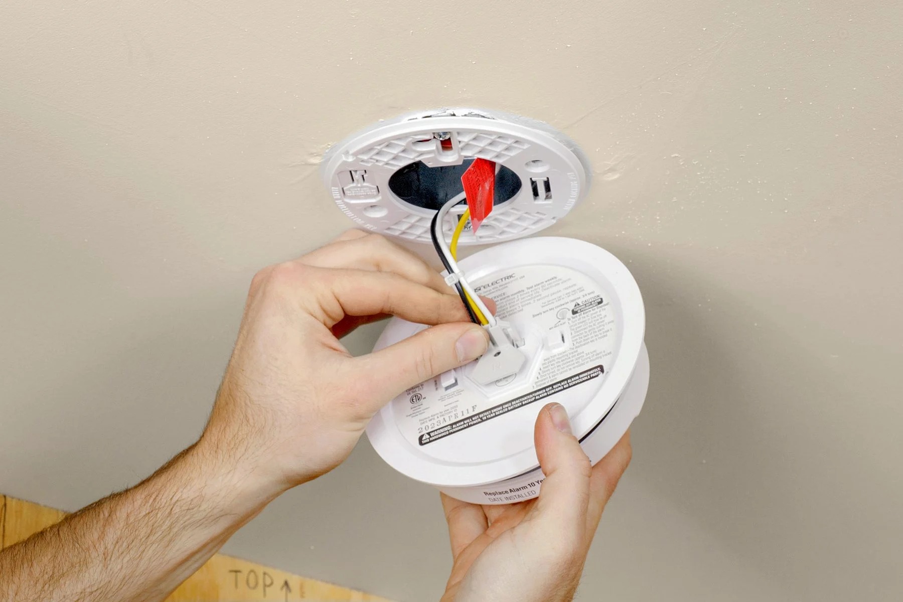 Smart Smoke Alarm Hardwired Installation for Reliable Fire Detection