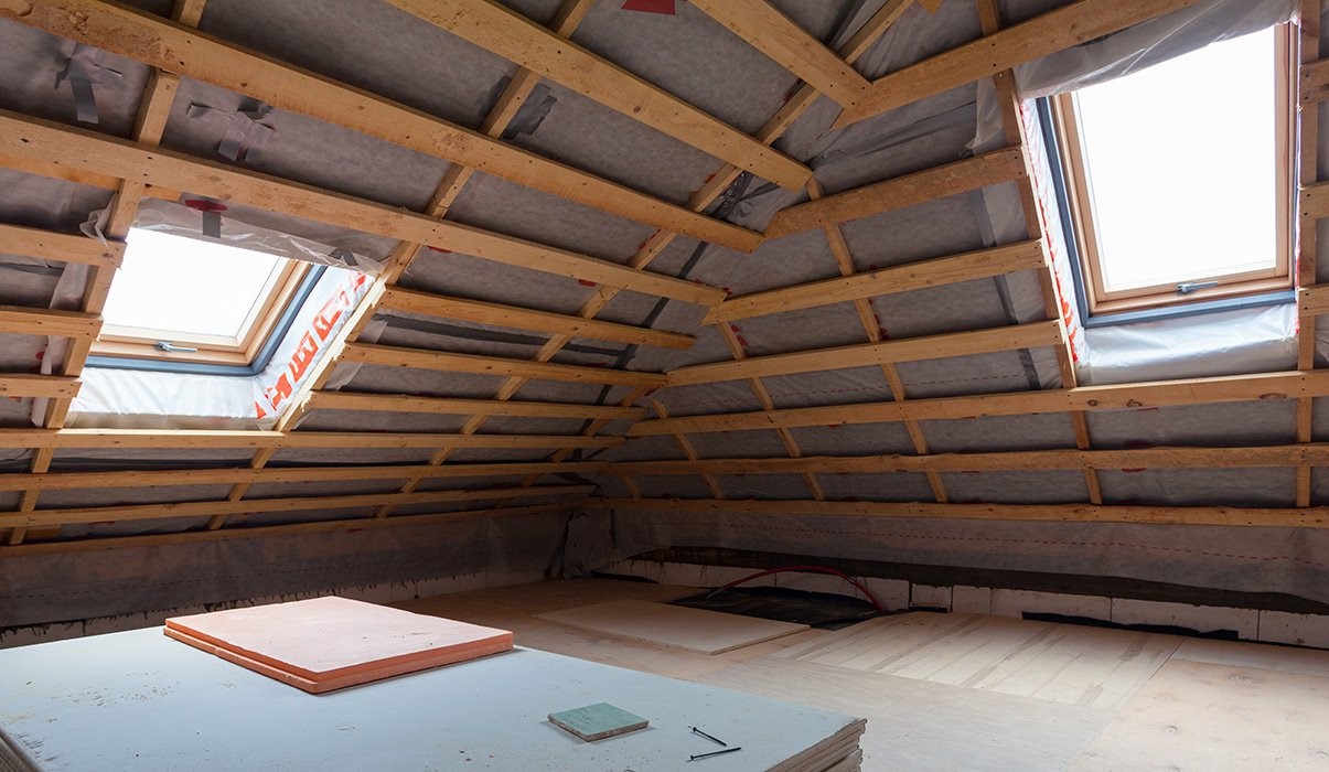 Upgrading Your Home’s Attic With DIY Skylight Installation