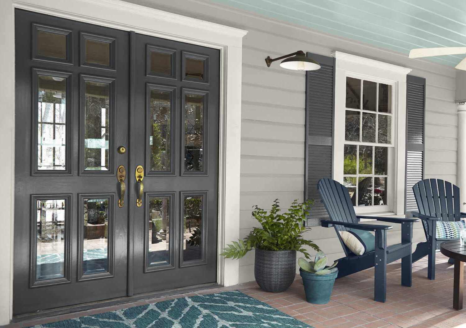 Upgrading Your Home’s Exterior With DIY Front Door Makeover