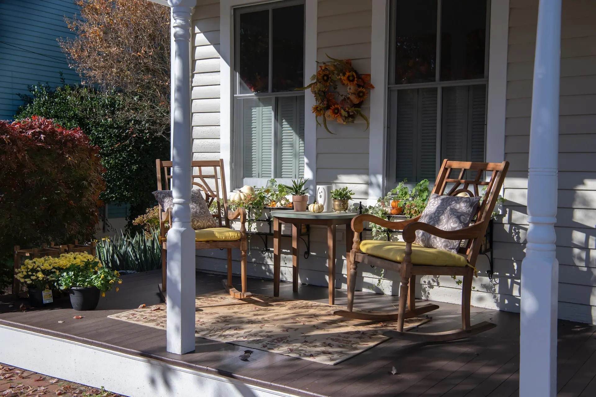 Budget-Friendly Front Porch Makeover Ideas