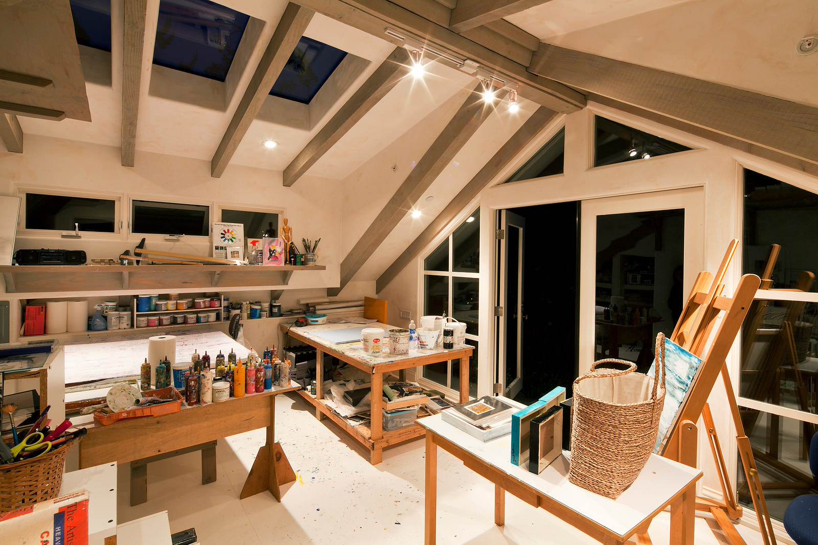 Home Art Studio Design: Creative Spaces for Artists