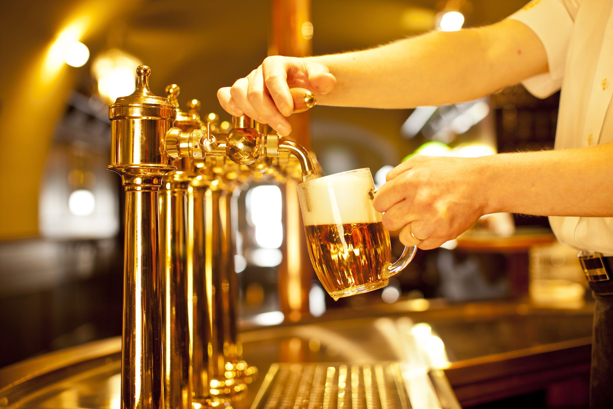 Home Bar Beer Tap Installation: Draft System for Home Brewing