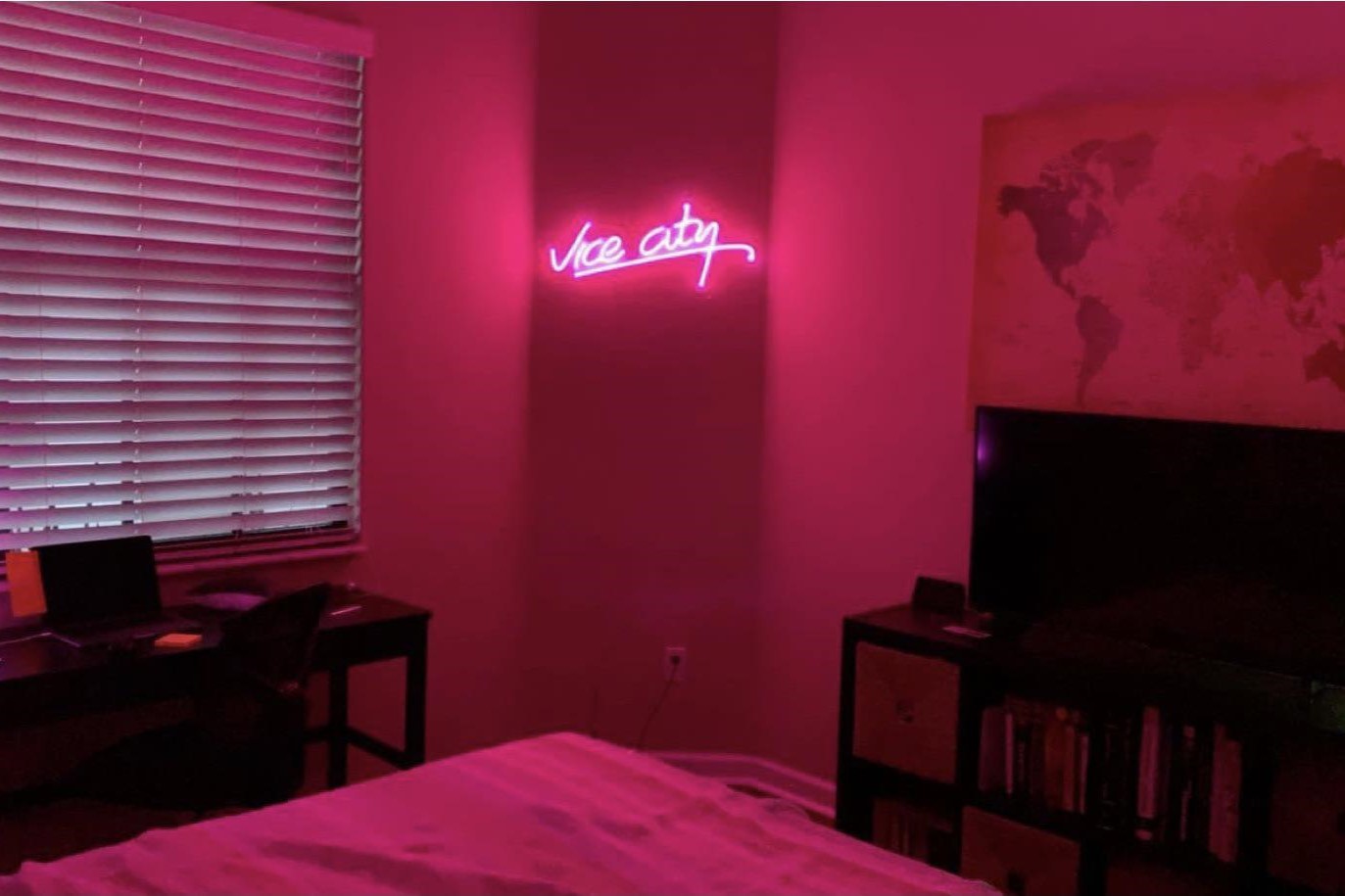 How To Choose The Right Paint Colors For A Vaporwave-Inspired Bedroom