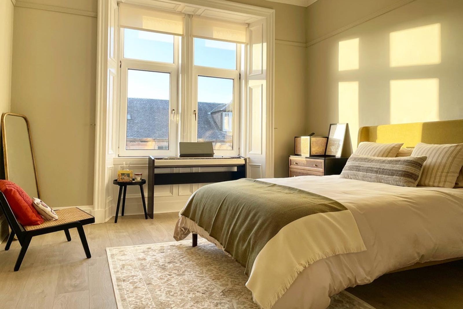 How To Choose The Right Paint Colors For West-Facing Rooms