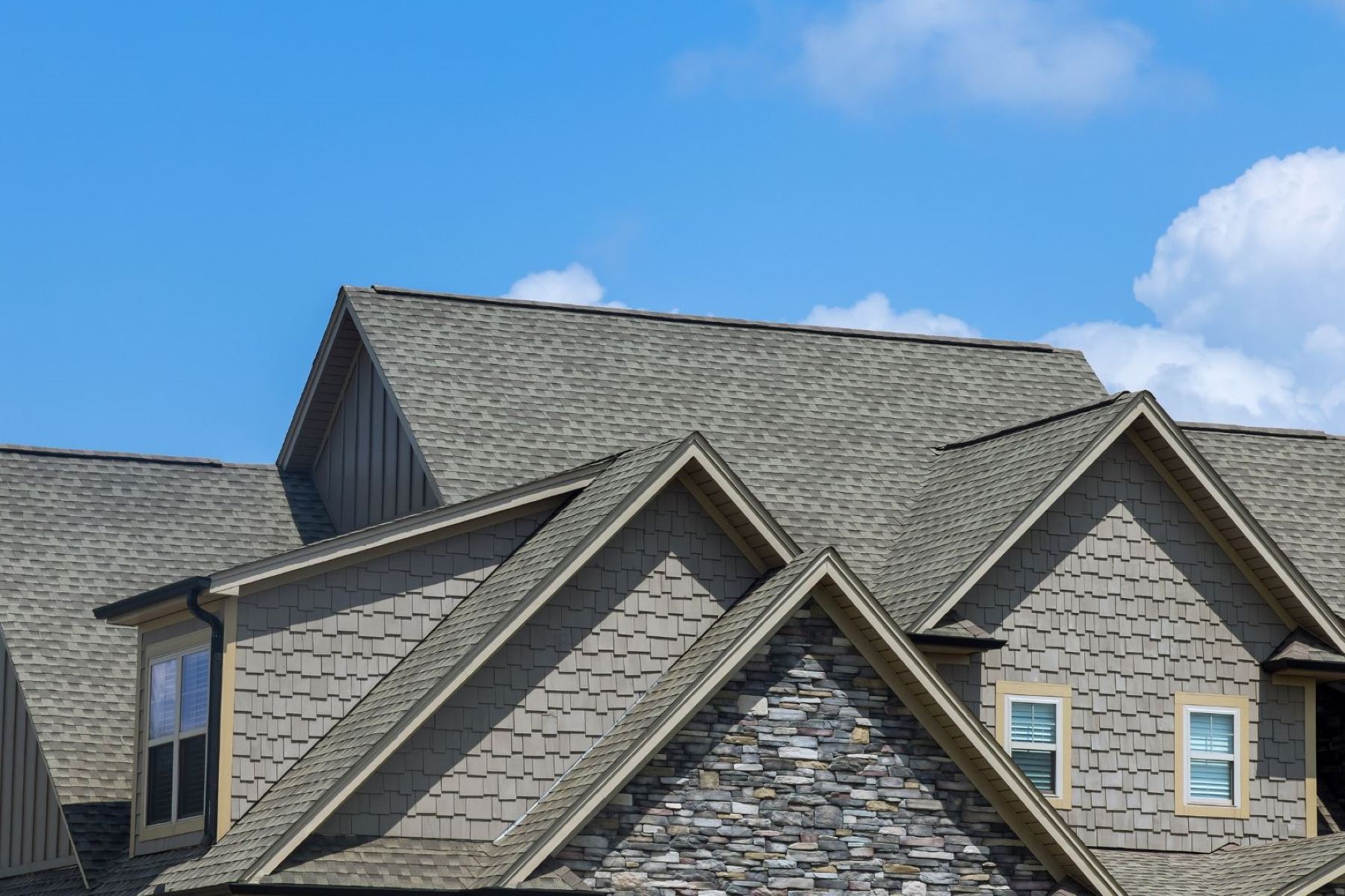 How To Choose The Right Roofing Material For Your Climate