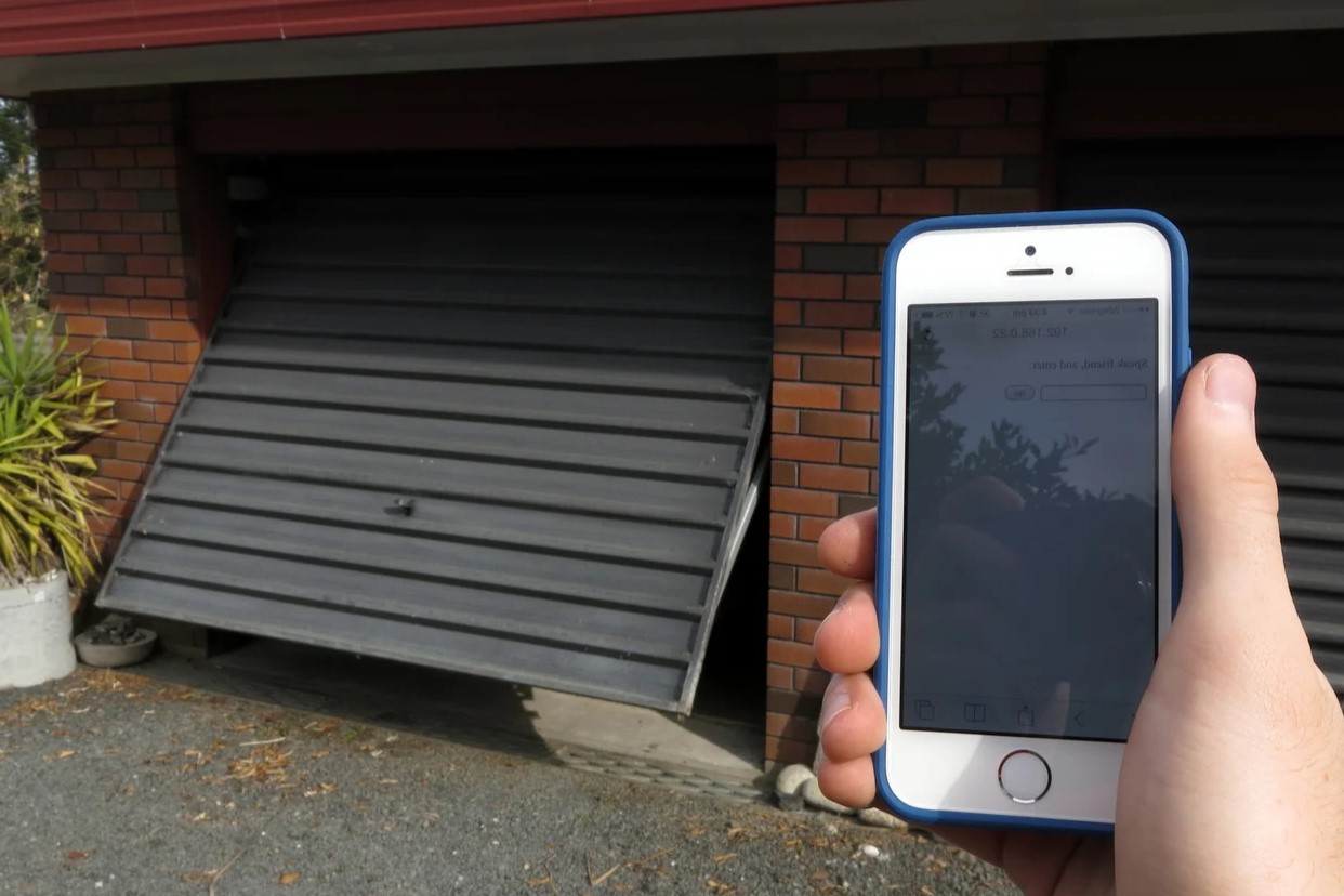 Smart Garage Door Opener Laser Parking Assistant for Precise Parking