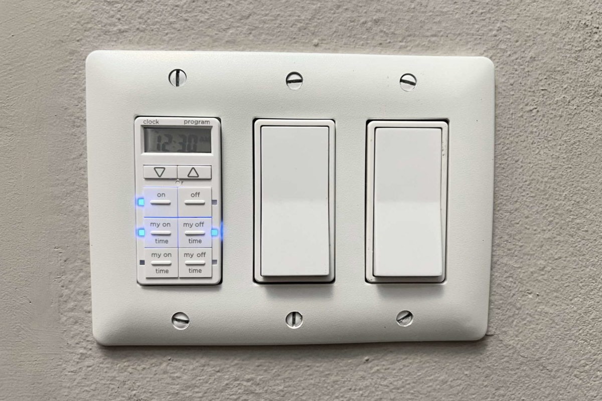 Smart Light Timer Installation for Automated Lighting Control