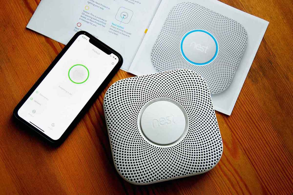 Smart Smoke Detector Expiration Dates and When to Replace