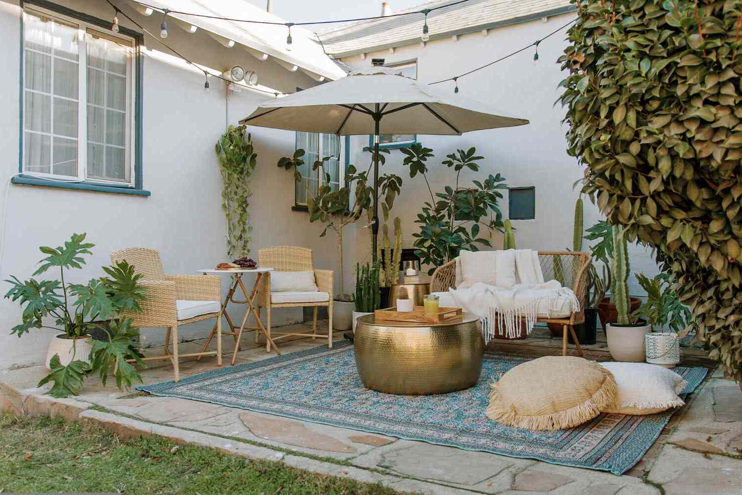 Balcony Bliss: Small Outdoor Spaces With Big Style