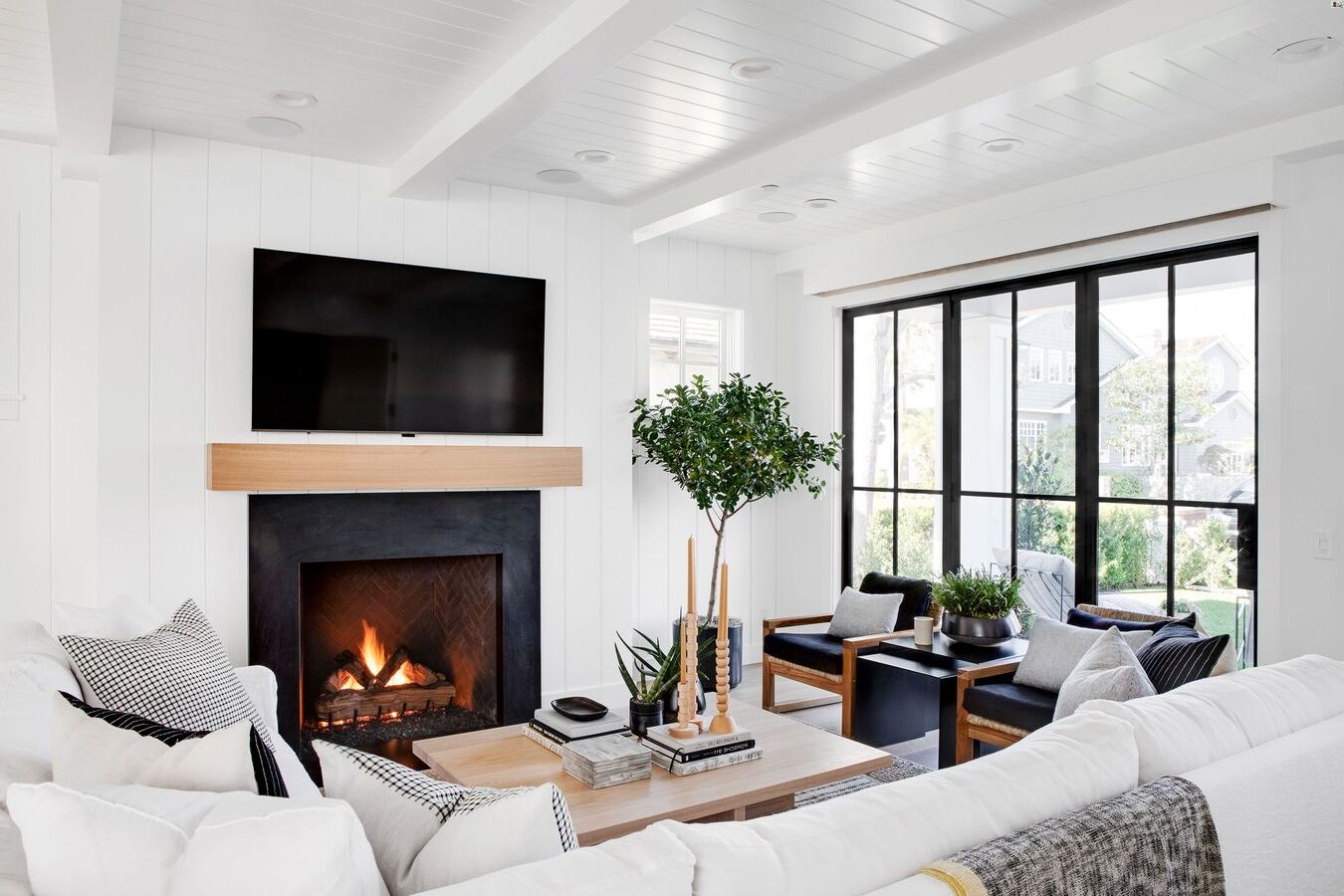 Fireplace Focal Points: Warm And Inviting Designs