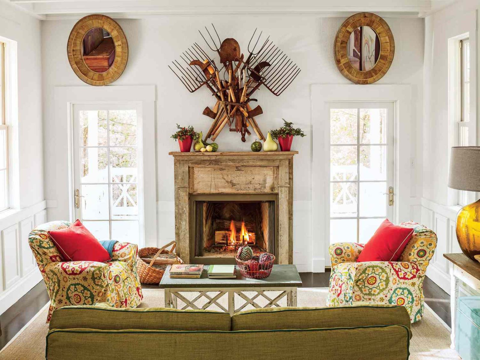 How To Style Your Fireplace Mantel With Vintage Finds