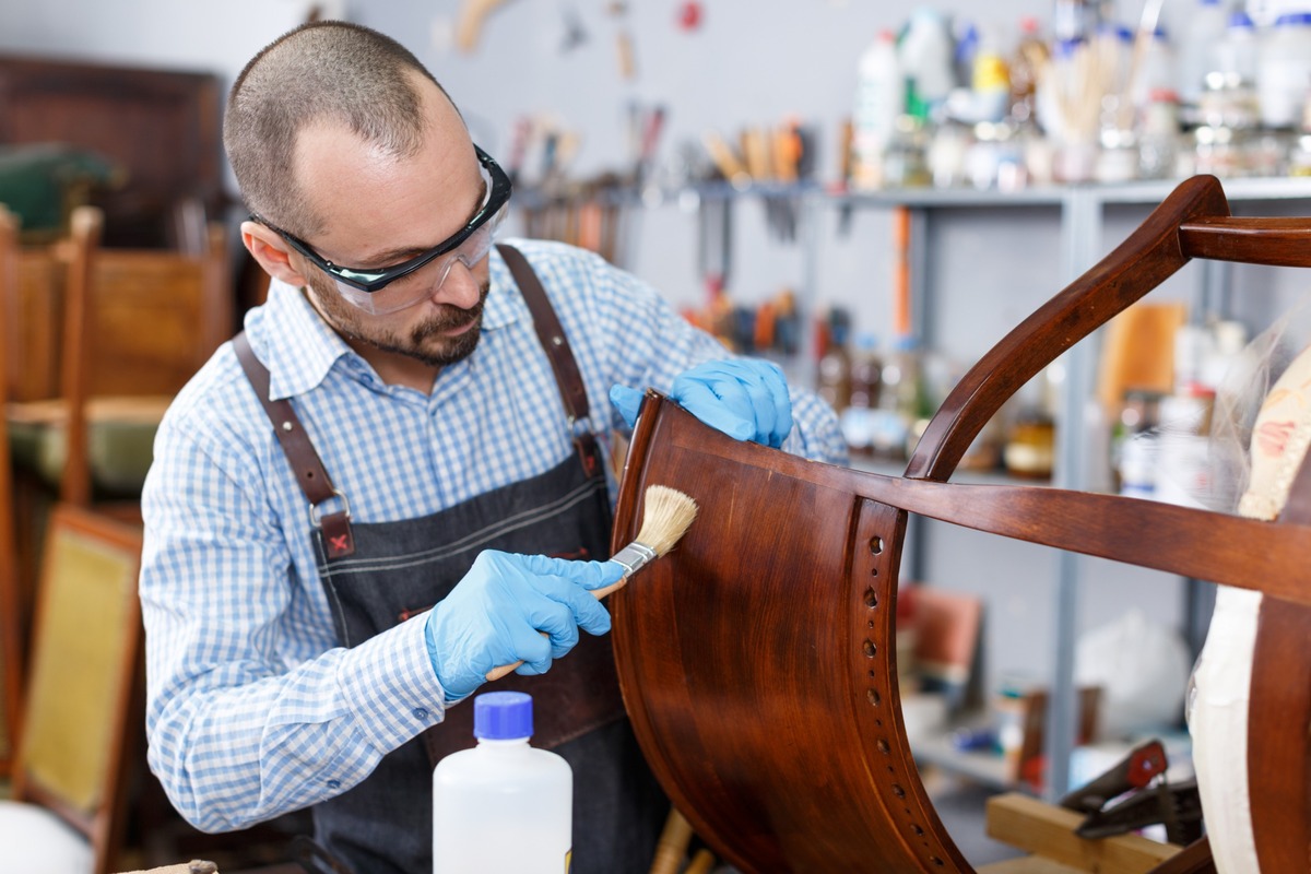 Antique Furniture Restoration Tips For Beginners