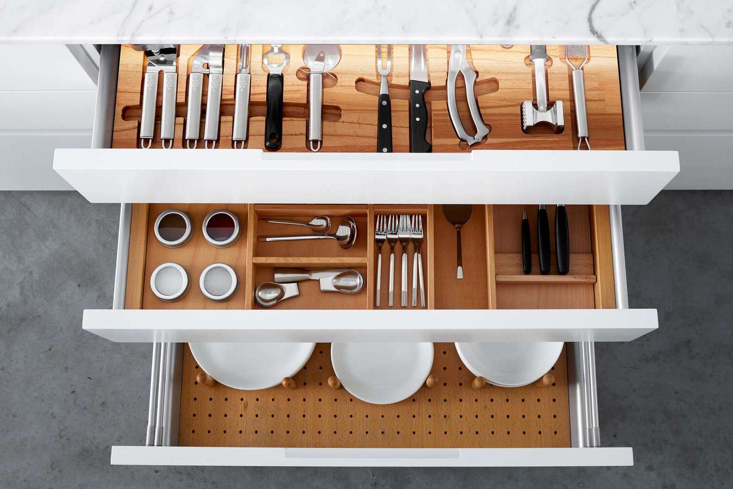 Simple Tips For Organizing Your Kitchen